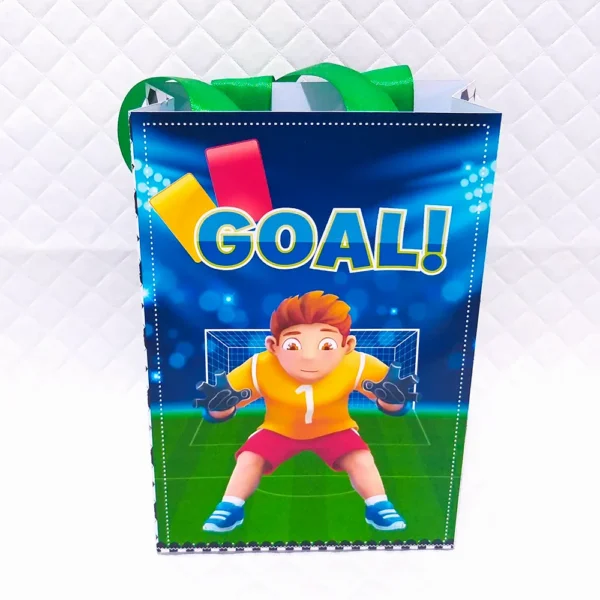 Design de corte para festa de aniversário no tema futebol em formato Studio e PDF.