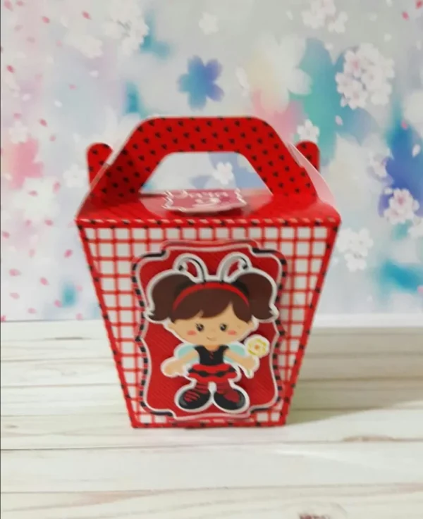 Kit digital de personalizados no tema Joaninha nos formatos Silhouette Studio e PDF.