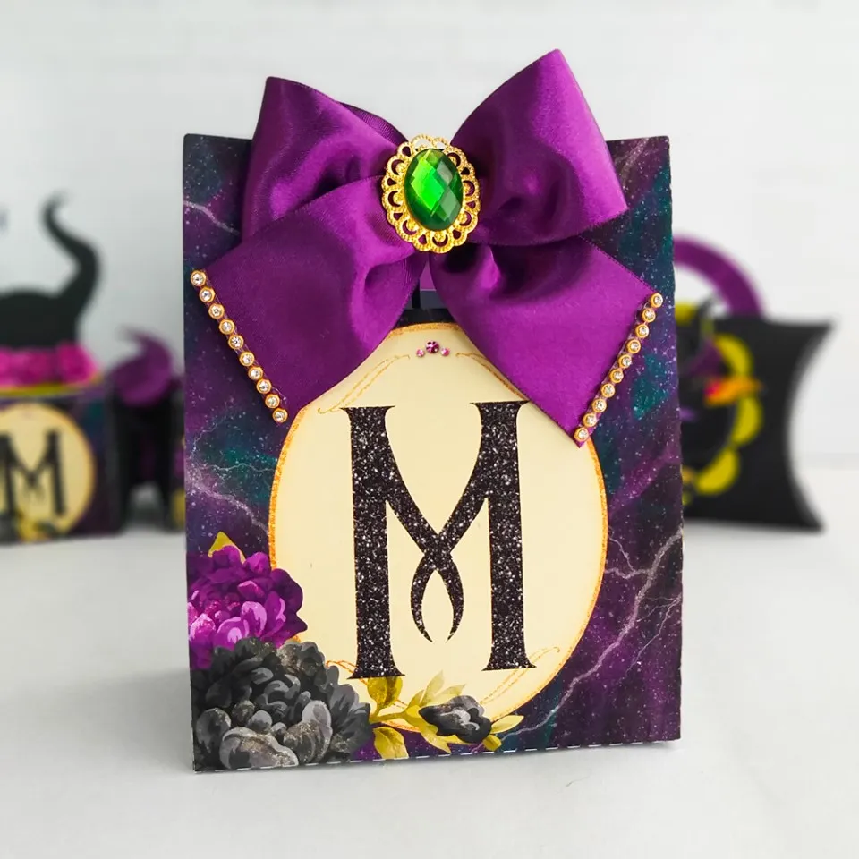 Design de corte para festa de aniversário no tema Malévola em Studio e PDF.