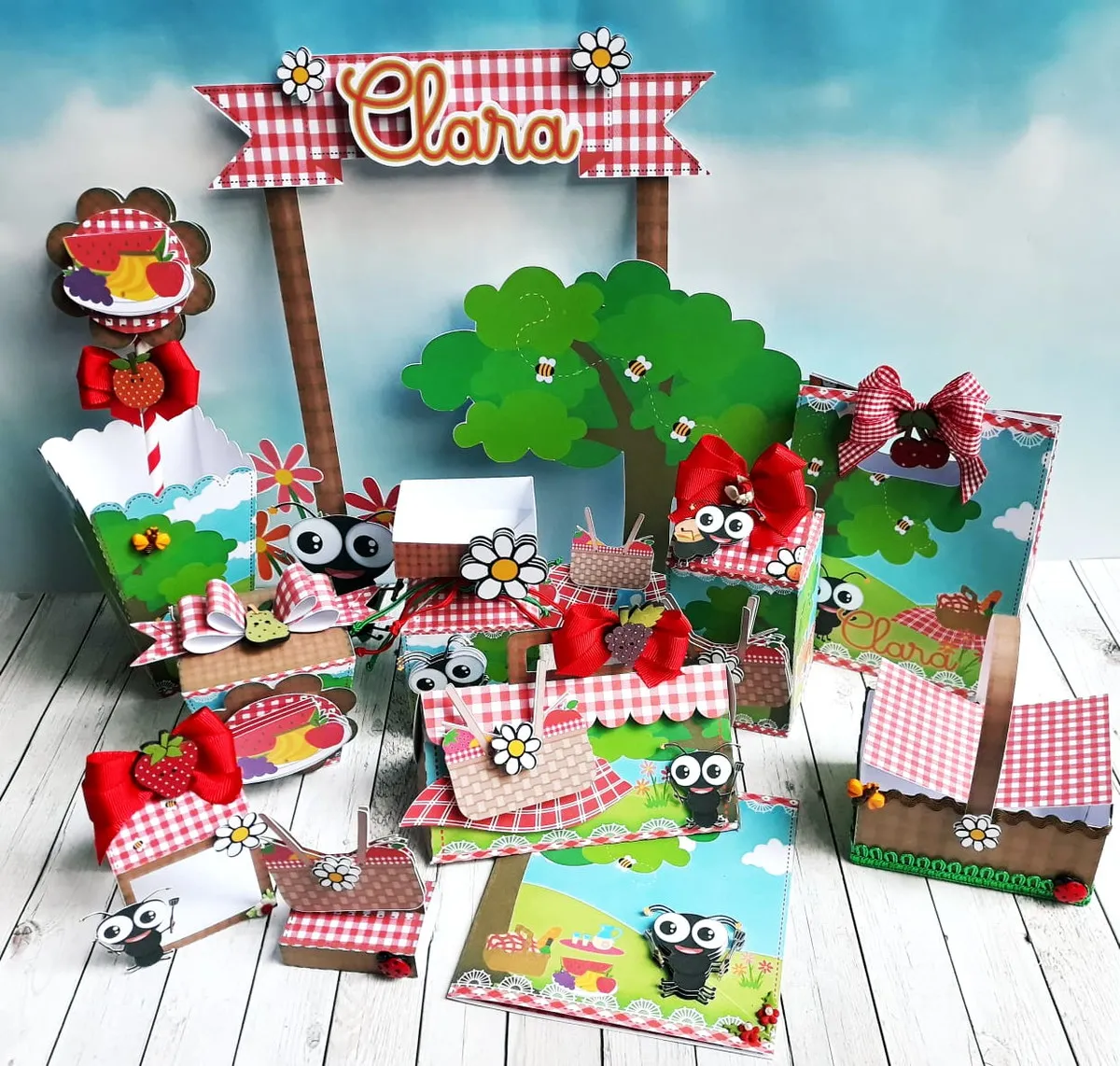 Kit digital de personalizados do tema Piquenique nos formatos Studio e PDF para scrapfesta.
