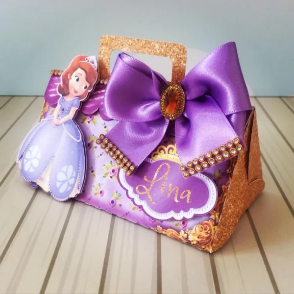 Topper de bolo e elementos de decoração tema Princesa Sofia prontos para imprimir e recortar em Studio e PDF.