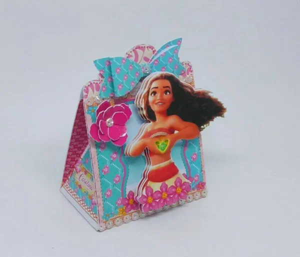 Lembrancinhas, barquinhos e apliques da Moana prontos para recortar no Silhouette Studio.