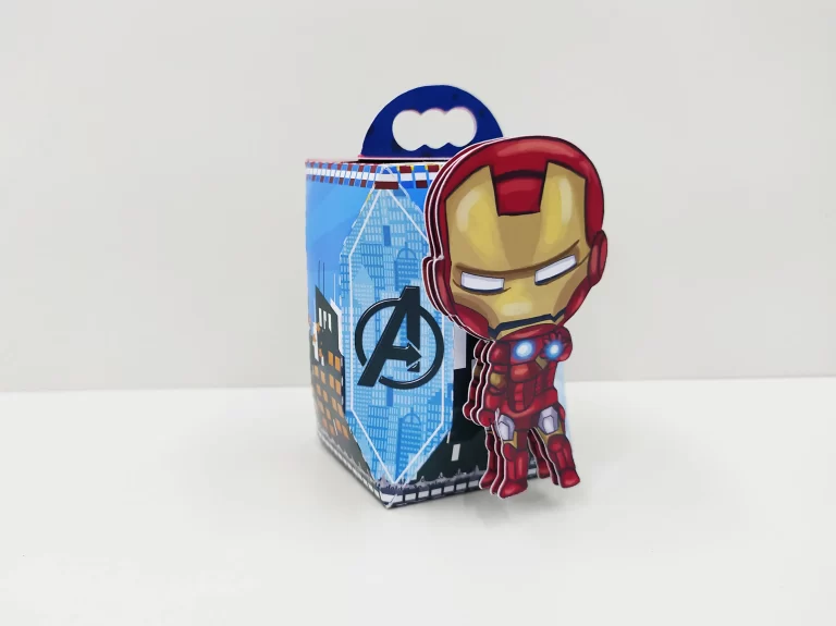 Itens personalizados para festa Vingadores em arquivo digital Studio, PNG e PDF.