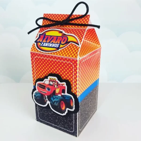 Itens personalizados para aniversário tema Blaze e os Monster Machine em arquivo digital Studio e PDF.