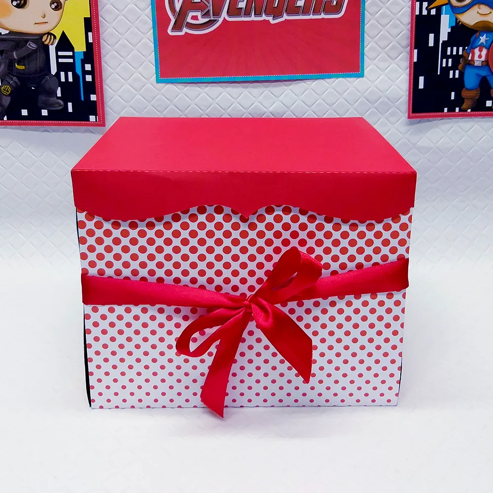 Caixa surpresa e elementos de decoração tema Vingadores pronto para imprimir e recortar.
