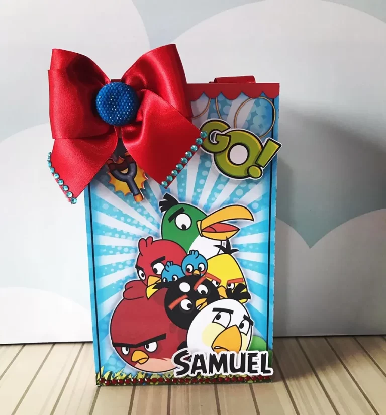 Moldes de scrapfesta para centro de mesa no tema Angry Birds nos formatos digitais Studio, PNG e PDF.