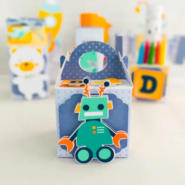 Moldes fáceis de enfeites de mesa decorados no tema Brinquedos em formatos Silhouette Studio e PDF.