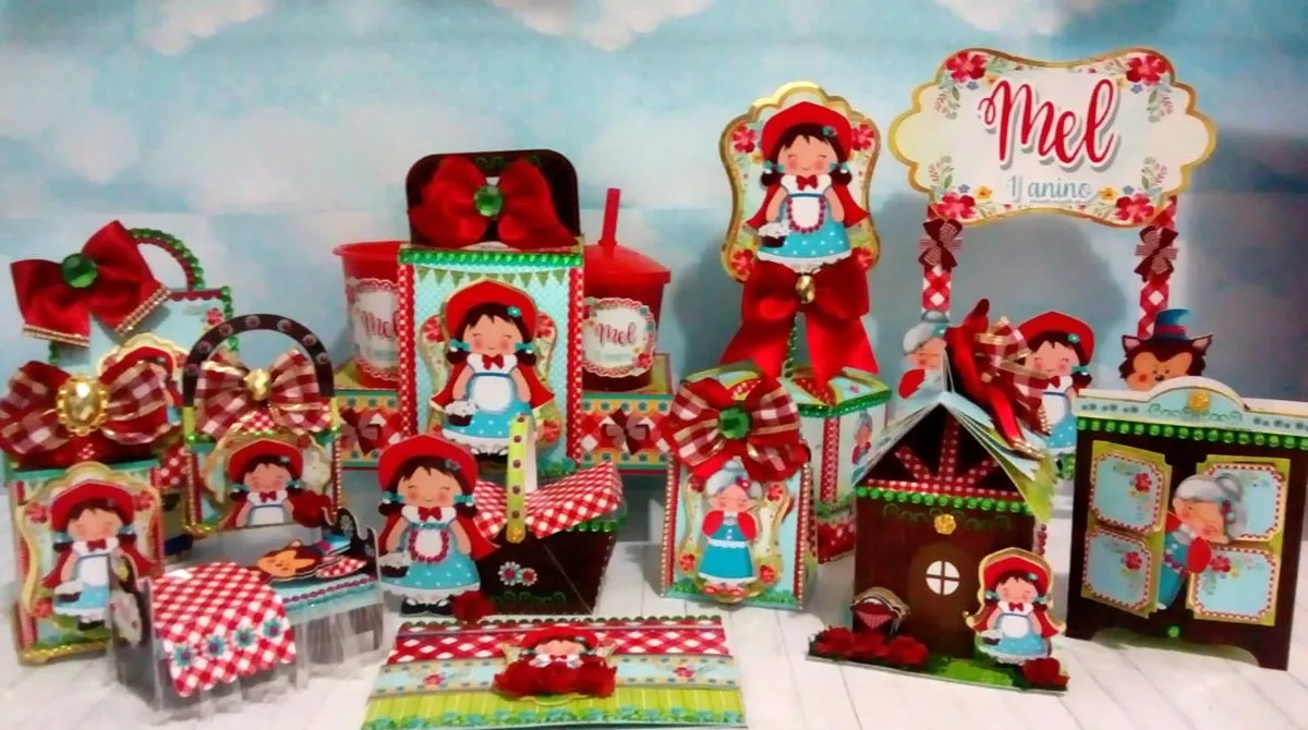 Kit digital de personalizados para centro de mesa de festa infantil Chapeuzinho Vermelho nos formatos Silhouette Studio e PDF.
