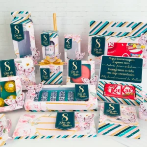 Centro de mesa personalizado para o Dia da Mulher nos formatos Studio e PDF para scrapfesta.