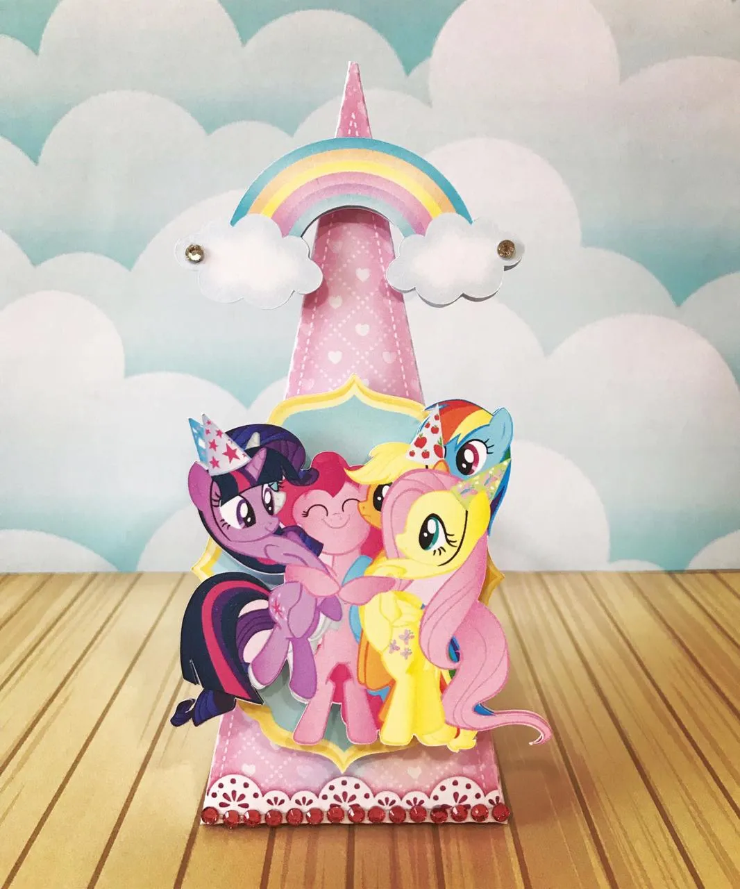 Enfeite de mesa para imprimir do tema My Little Pony em formatos digitais Studio, PNG e PDF.