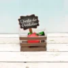 Enfeite de mesa para imprimir do tema Quitandinha e Frutinhas em formatos digitais Studio e PDF.