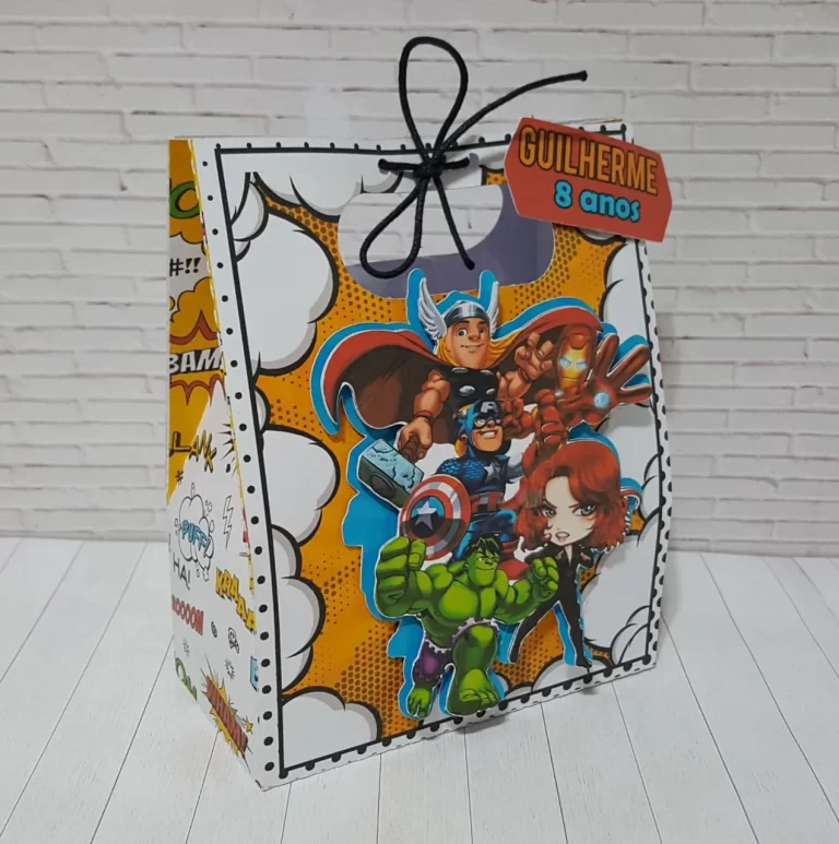 Centro de mesa e itens de decoração tema Vingadores pronto para imprimir e recortar.