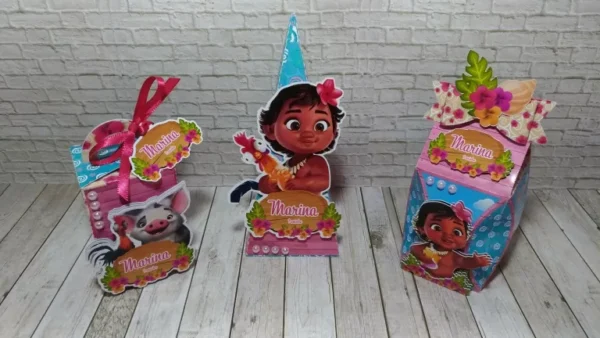 Itens de papelaria personalizada para aniversário Moana em arquivo digital Studio.