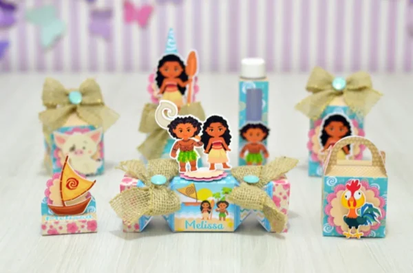 Arquivo digital de corte para itens de decoração de festa infantil no tema Moana em formato Silhouette Studio.