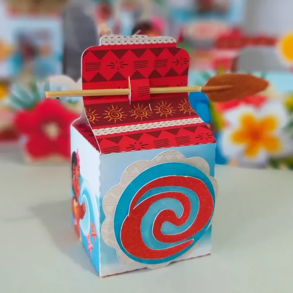 Design de corte para festa de aniversário no tema Moana em formatos Studio e PDF.