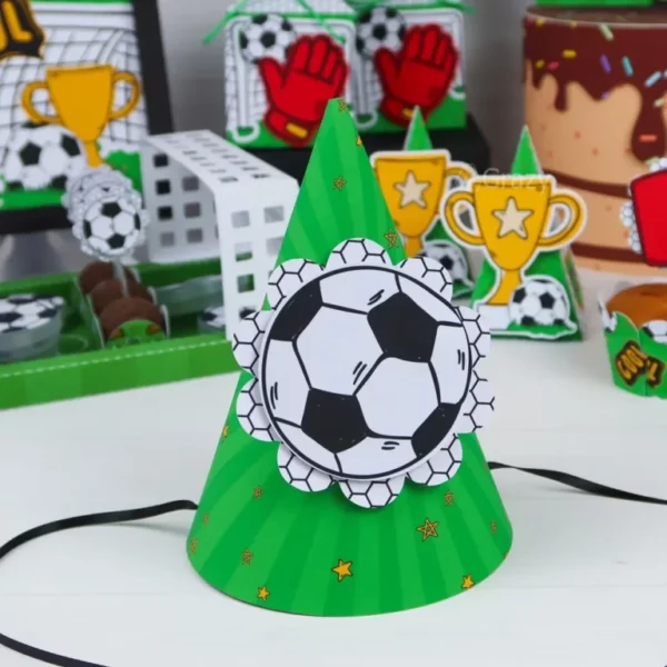Kit de arquivos digitais para personalizados de aniversário infantil tema futebol com corte digital e manual.