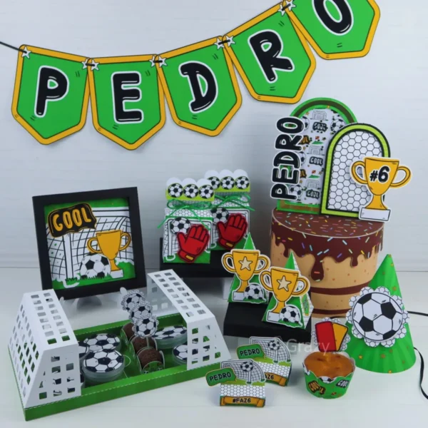 Arquivo digital de corte para decoração de festa infantil no tema futebol em formatos Studio e PDF.