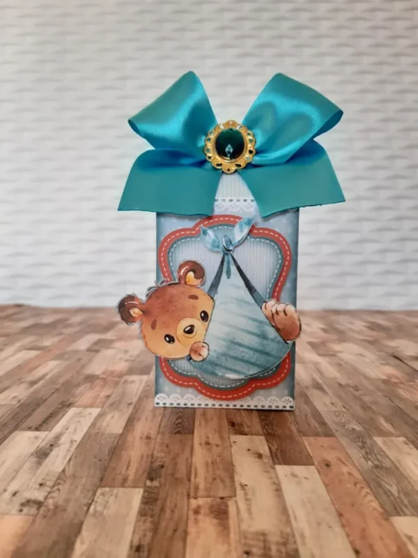 Moldes de scrapfesta para personalizados de bebê e decoração maternidade nos formatos digitais Studio, PNG e PDF.