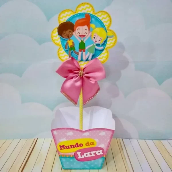 Itens personalizados para decoração de aniversário Mundo Bita Menina em arquivo digital Studio, PNG e PDF.