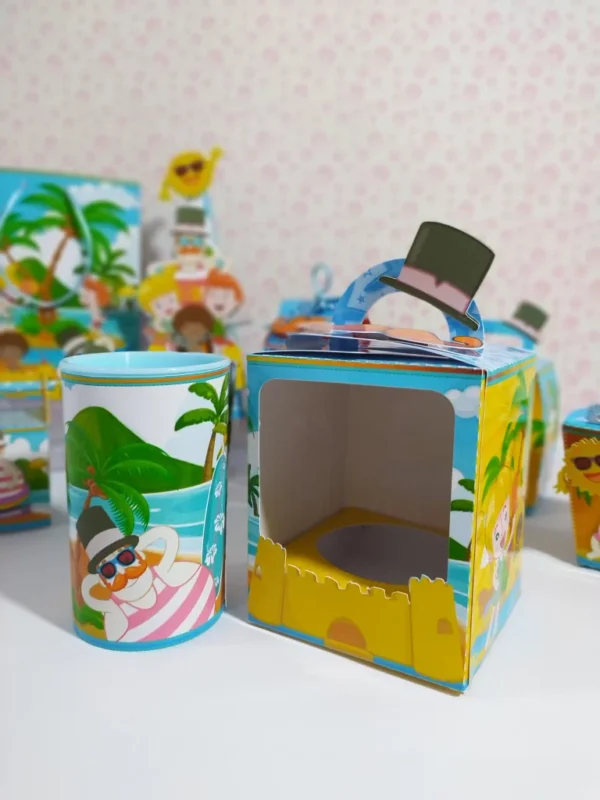 Itens personalizados para decoração de aniversário Mundo Bita na Praia em arquivo digital Studio, PNG e PDF.