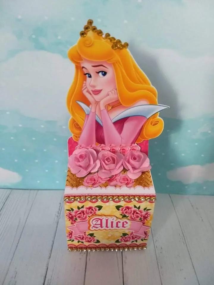 Moldes práticos de scrapfesta para lembrancinhas de princesa em formato Studio e PDF.
