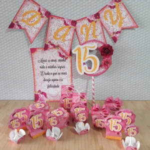 Caixinhas personalizadas de debutante rosa pink prontas para recorte nos formatos Studio, PNG e PDF.