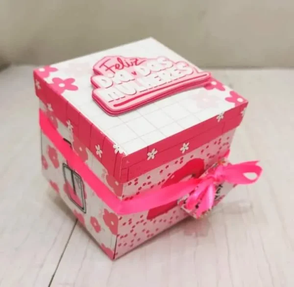 Arquivos de corte para itens de Decoracao Festa Dia da Mulher em formatos Studio e PDF para imprimir.