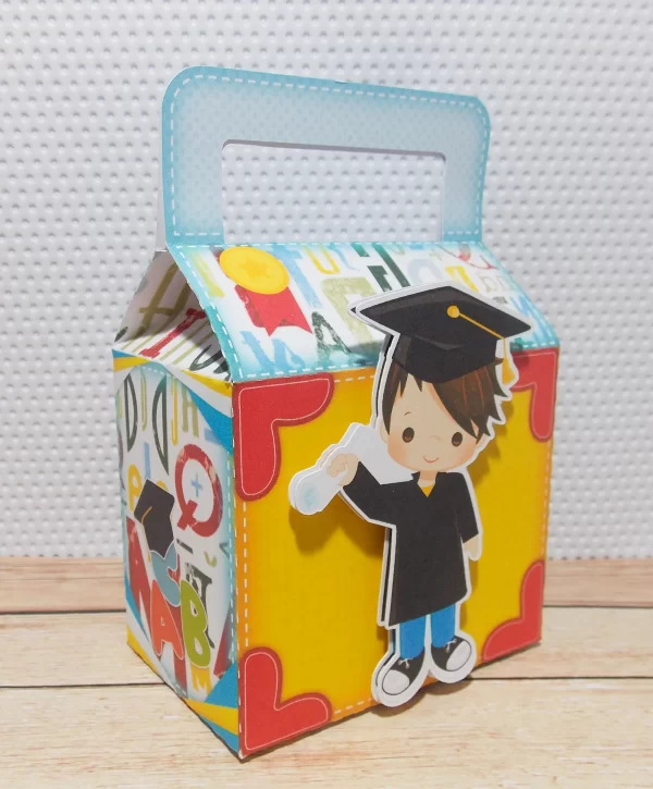Caixinhas personalizadas e apliques para mesa de ABC infantil nos formatos Silhouette Studio e PDF.