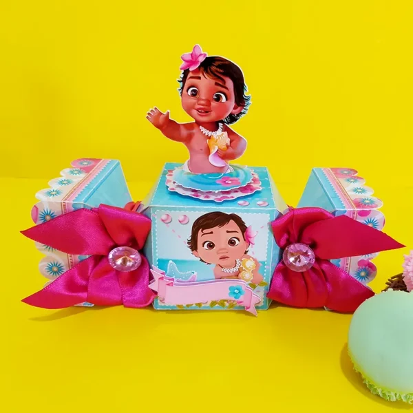 Design de corte para enfeite de mesa de aniversário no tema Moana em formatos Studio e PDF.