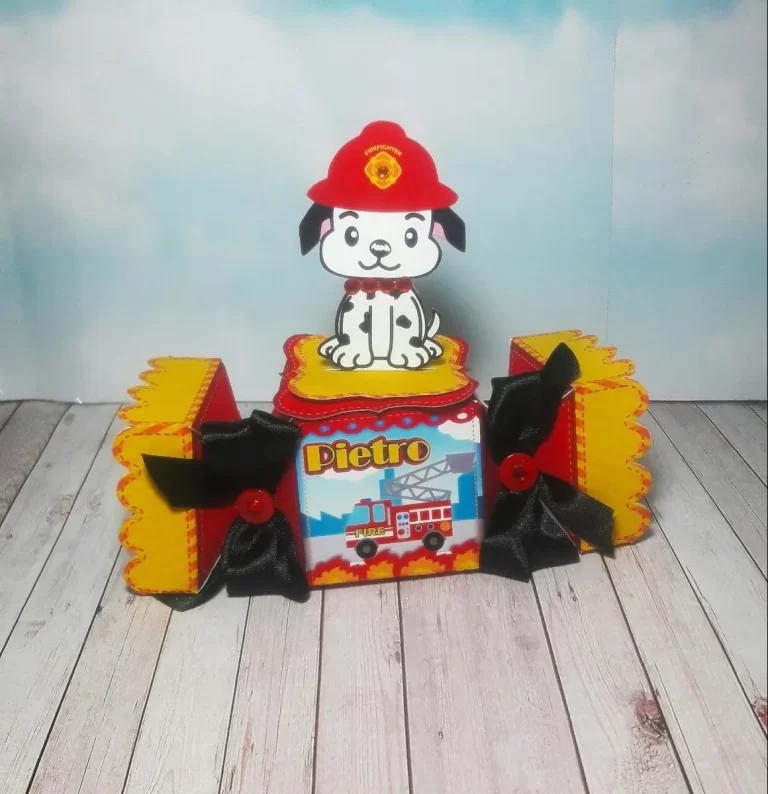 Caixinhas personalizadas inspiradas em bombeiros prontas para recorte nos formatos Studio e PDF.