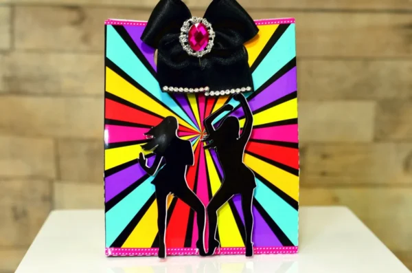 Topper de bolo e elementos de decoração tema neon simples prontos para imprimir e recortar em Studio e PDF.