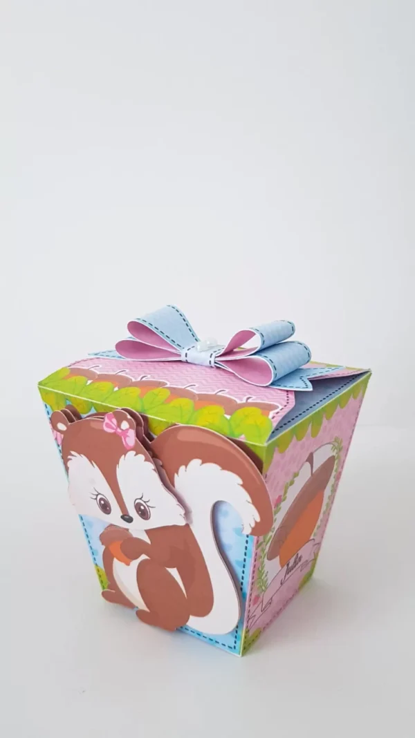 Elementos decorativos e papelaria para Festa Bosque Encantado Menina em formatos Studio, PNG e PDF.