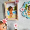 Topper de bolo e elementos de decoração tema Moana prontos para imprimir e recortar em Studio e PDF.