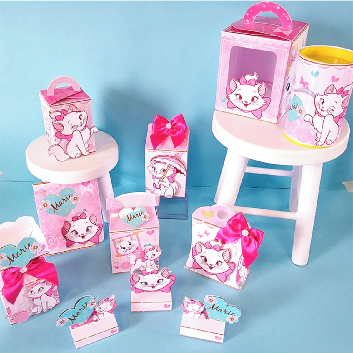 Kit digital de personalizados para festa tema Gata Marie nos formatos Studio, PNG e PDF para scrapfesta.