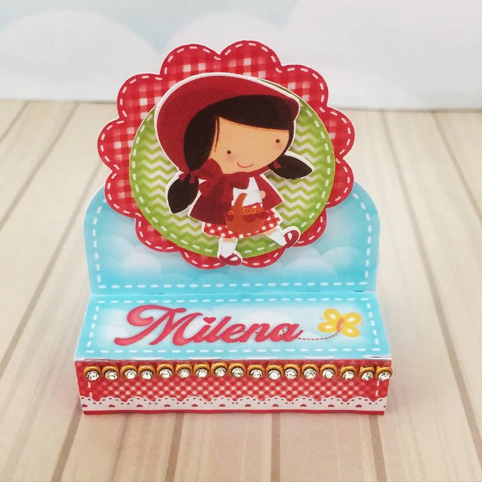 Moldes de scrapfesta para personalizados da Chapeuzinho Vermelho nos formatos digitais Studio e PDF.