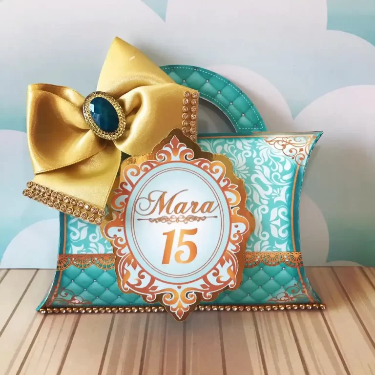 Moldes práticos de scrapfesta para lembrancinhas de 15 anos azul tiffany em formato Studio e PDF.