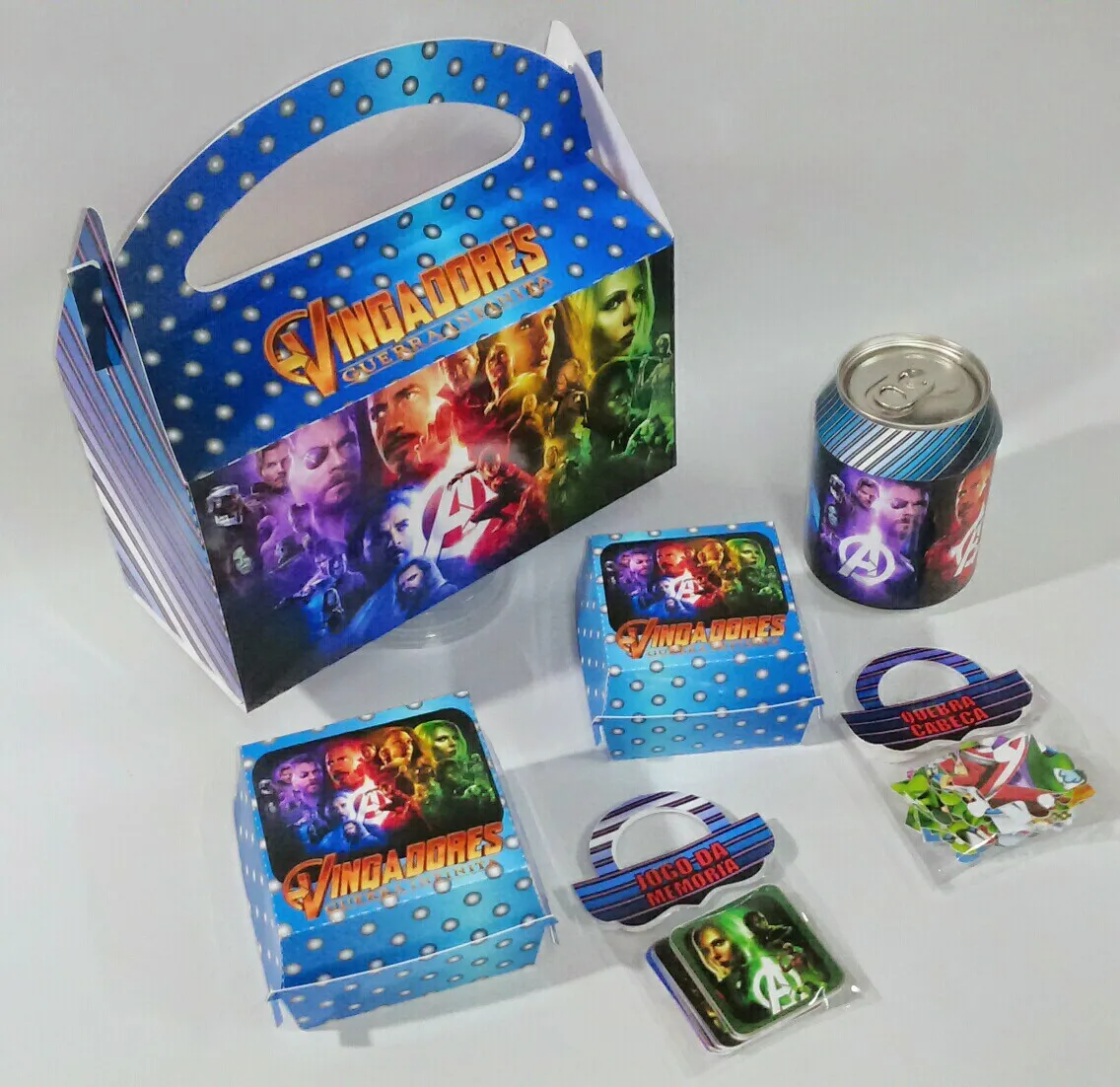 Arquivo digital de corte para kit festa na escola no tema Vingadores em formatos Studio e PDF.