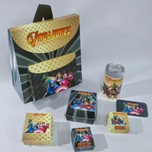 Arquivo digital de corte para kit mochila e lancheira personalizada no tema Vingadores em formatos Studio e PDF.