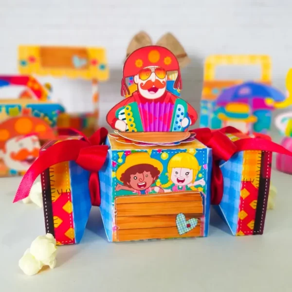 Kit de arquivos digitais para personalizados de aniversário tema Bita Caipira com corte digital e manual.