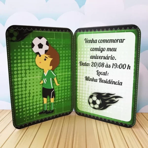 Kit de arquivos digitais para personalizados de aniversário infantil tema futebol com corte digital e manual.