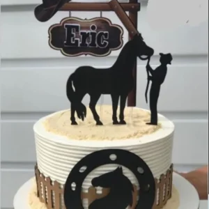 Topo de bolo para imprimir do tema Country e Cavalo em formato Studio para decoração de festa rústica.