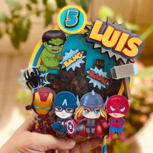 Arquivo digital de corte para topper de bolo no tema Vingadores em formato Silhouette Studio para impressão