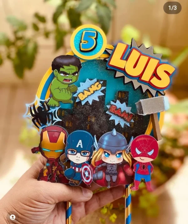 Arquivo digital de corte para topper de bolo no tema Vingadores em formato Silhouette Studio para impressão