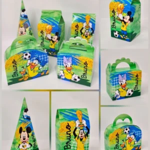 Kit digital de topo de bolo da Turma do Mickey na Copa do Mundo nos formatos Silhouette Studio e PDF.