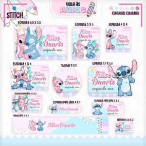 Conjunto de rótulos adesivos escolares em tamanhos variados com o personagem Stitch azul e a personagem Angel rosa sorrindo abraçados em um fundo decorado com estrelas e corações delicados, exibindo linhas de contorno em arquivo digital de corte.