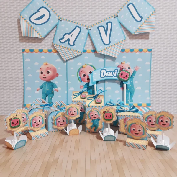 Kit digital de personalizados infantis para Aniversário Tema Cocomelon em Studio e PDF.