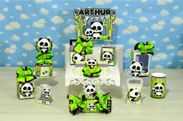 Kit de personalizados e topper de bolo com panda fofo de gravata azul e bambus para decoração de festa infantil em arquivo digital de corte.