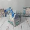 Caixinha de presente personalizada e tags decorativas em camadas para o Dia dos Avós.