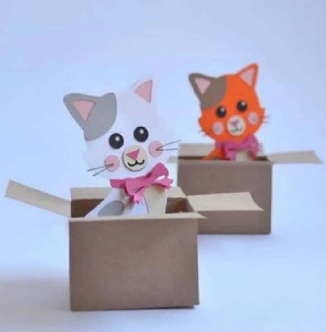 Arquivo digital de corte de caixinha com formato e orelhas de gatinho fofo para lembrancinhas e decoração de festa infantil na Silhouette.