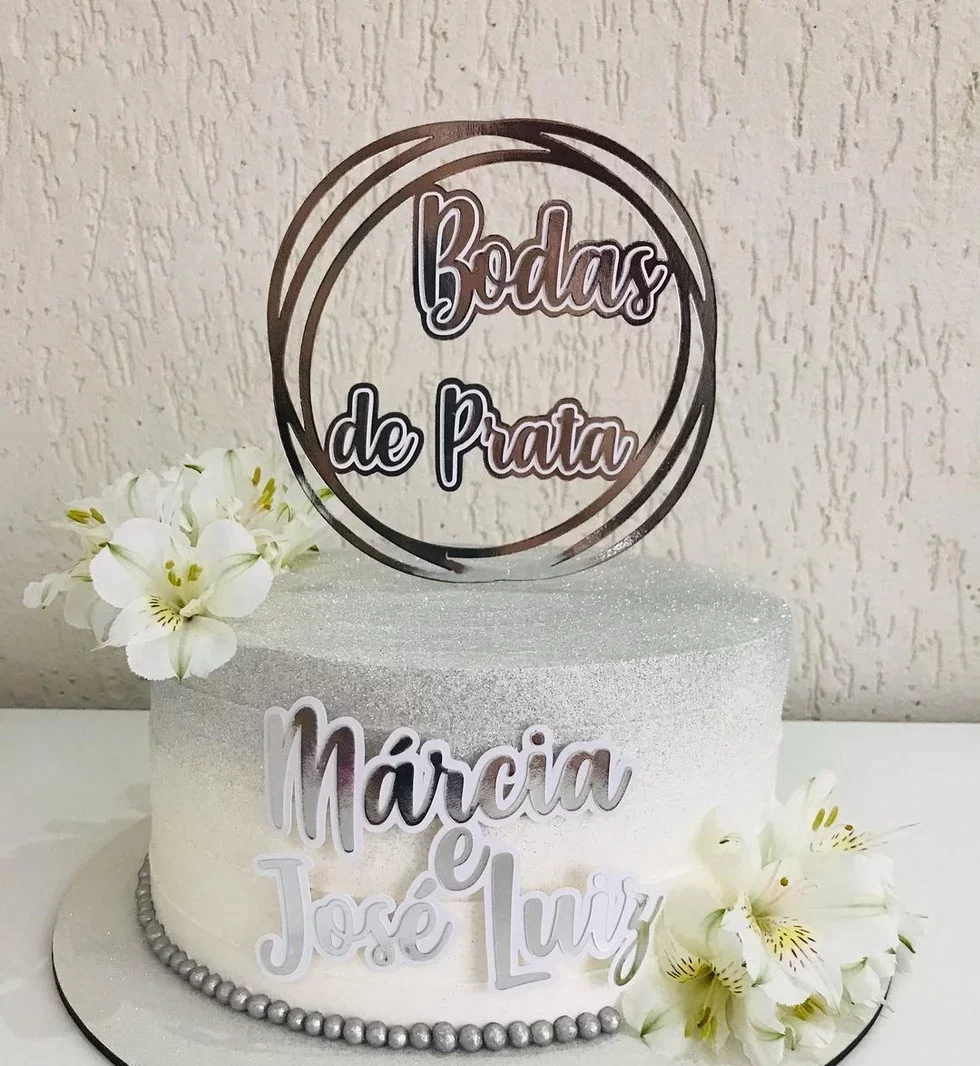 Topper de bolo elegante para comemoração de 25 anos de casados (Bodas de Prata) em formato digital Studio.